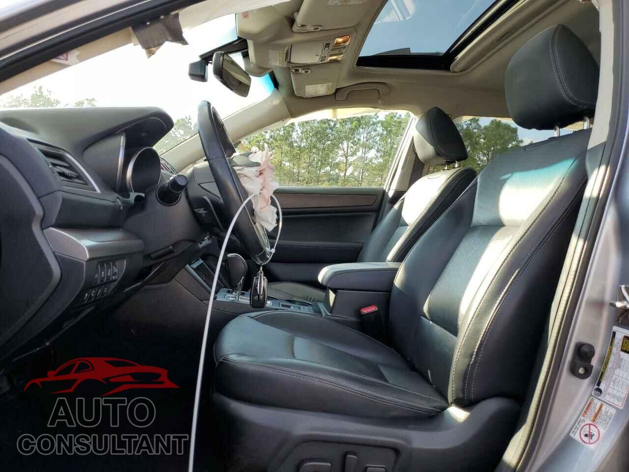 SUBARU OUTBACK 2017 - 4S4BSENC8H3320336