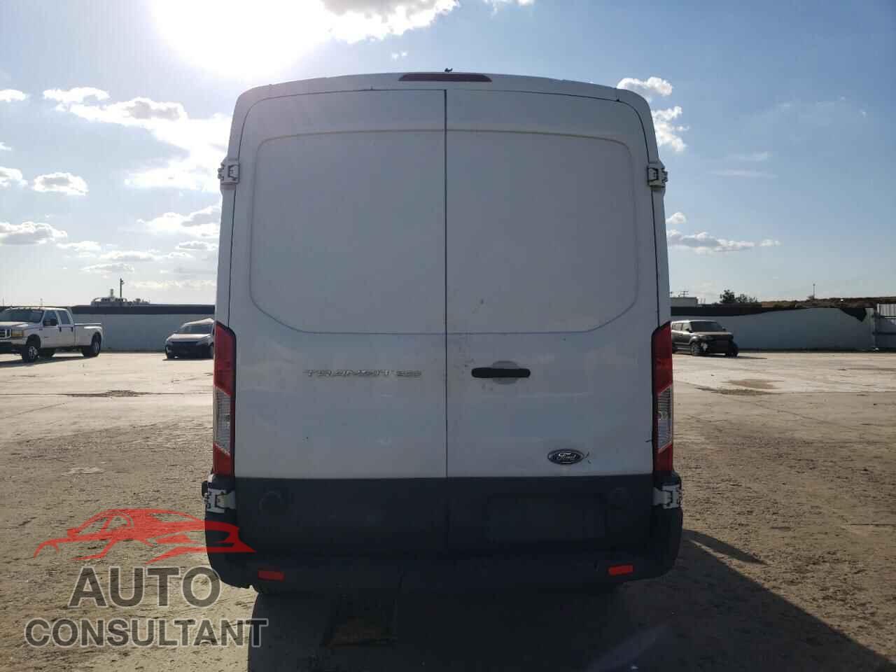 FORD TRANSIT 2015 - 1FTNR2CM7FKA98561