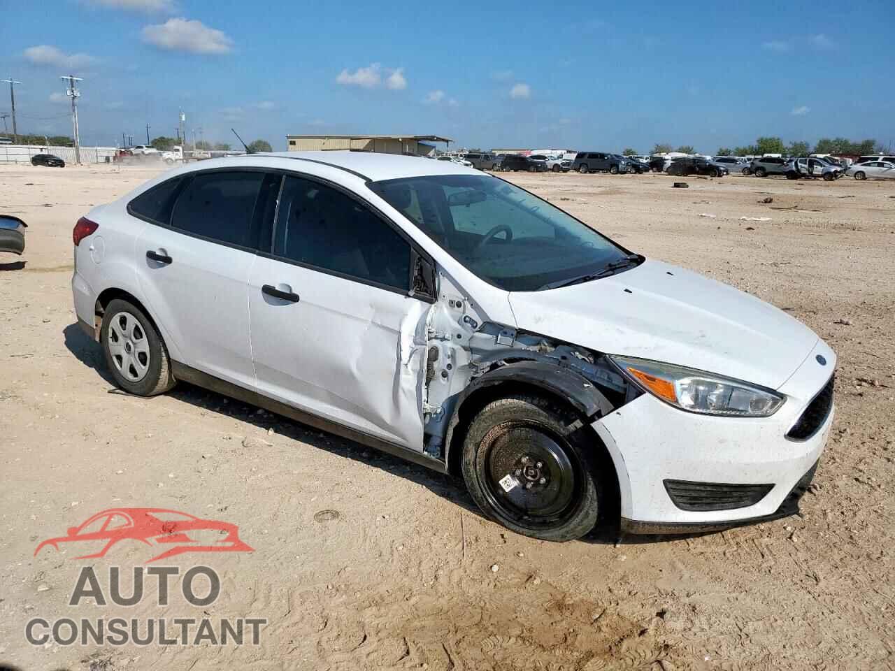FORD FOCUS 2018 - 1FADP3E26JL330692