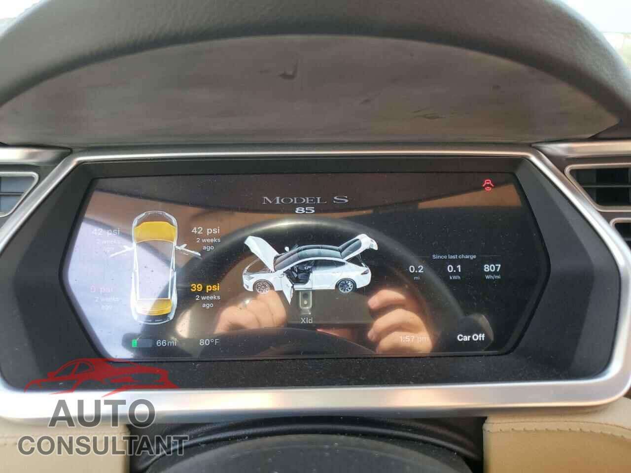 TESLA MODEL 3 2013 - 5YJSA1CN4DFP23103