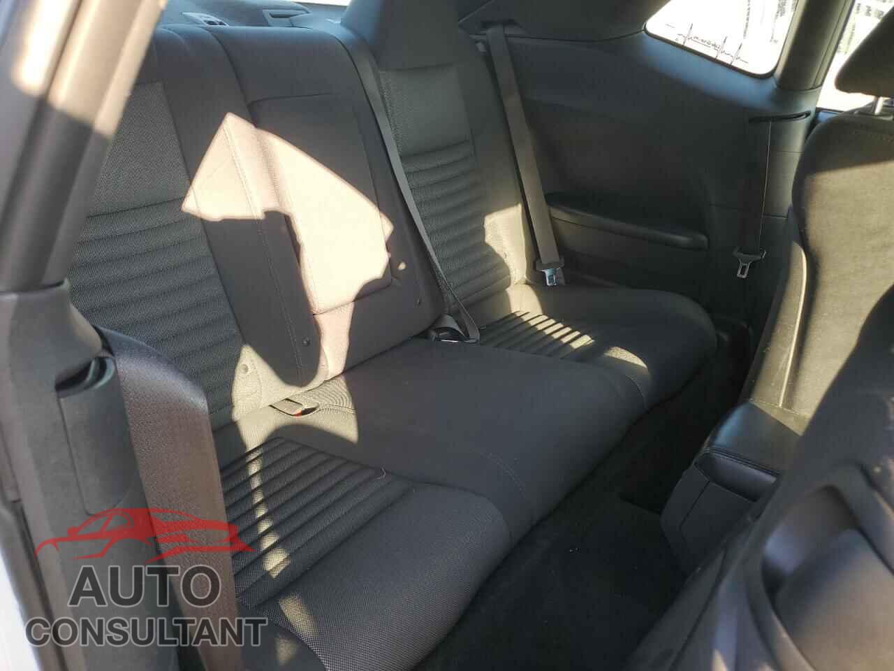 DODGE CHALLENGER 2013 - 2C3CDYAGXDH676554