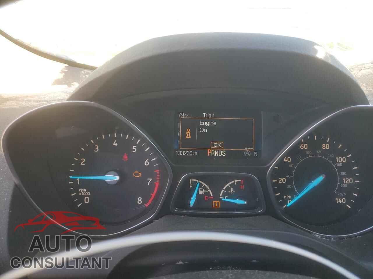 FORD ESCAPE 2017 - 1FMCU9J90HUC98973