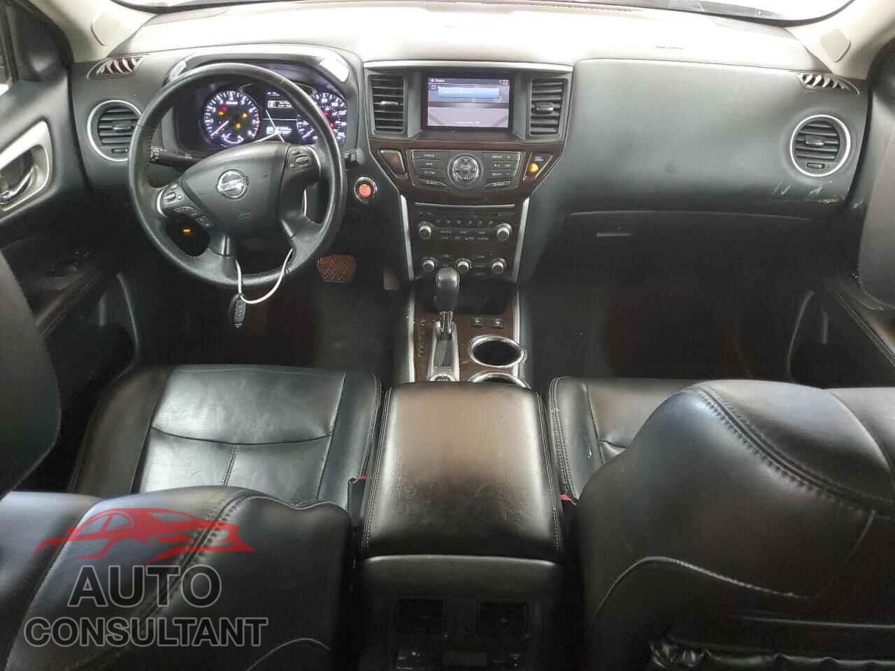 NISSAN PATHFINDER 2013 - 5N1AR2MM4DC636181