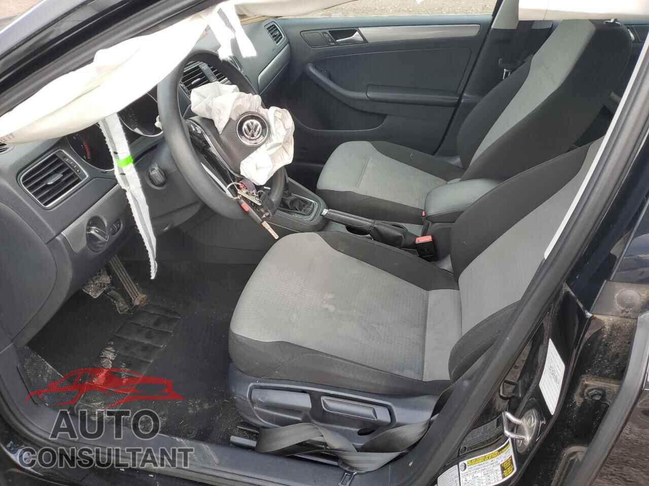 VOLKSWAGEN JETTA 2017 - 3VW2B7AJ2HM378037