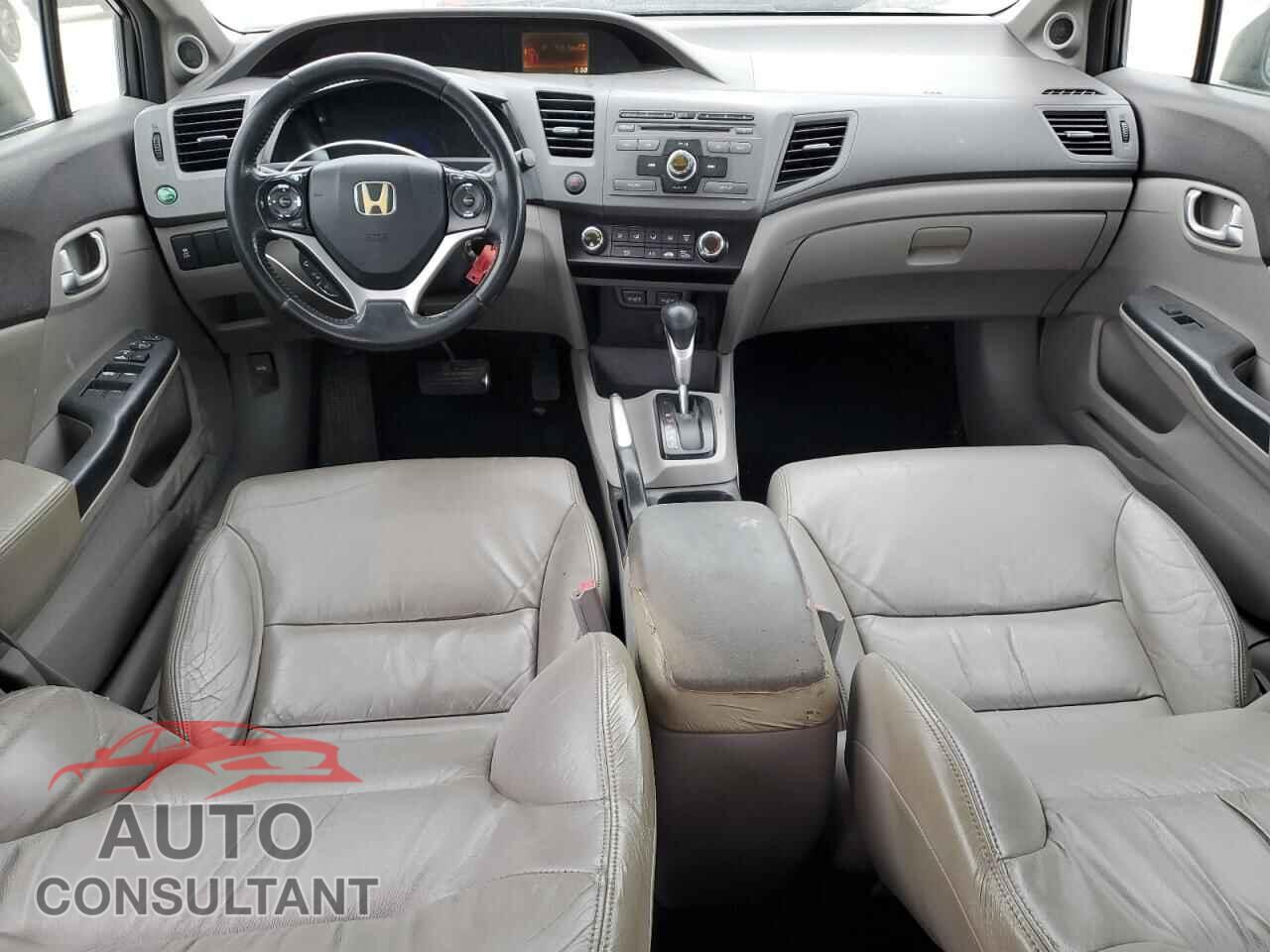 HONDA CIVIC 2012 - 2HGFB2F98CH557181