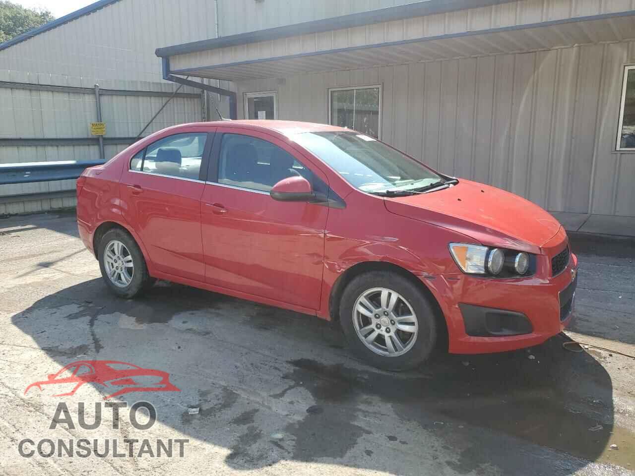 CHEVROLET SONIC 2012 - 1G1JC5SH5C4158366