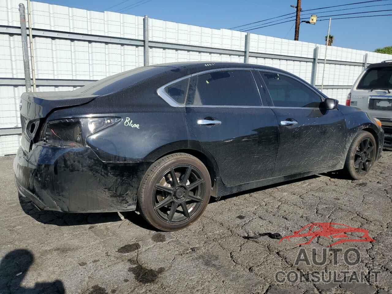 NISSAN ALTIMA 2018 - 1N4AL3AP4JC164303