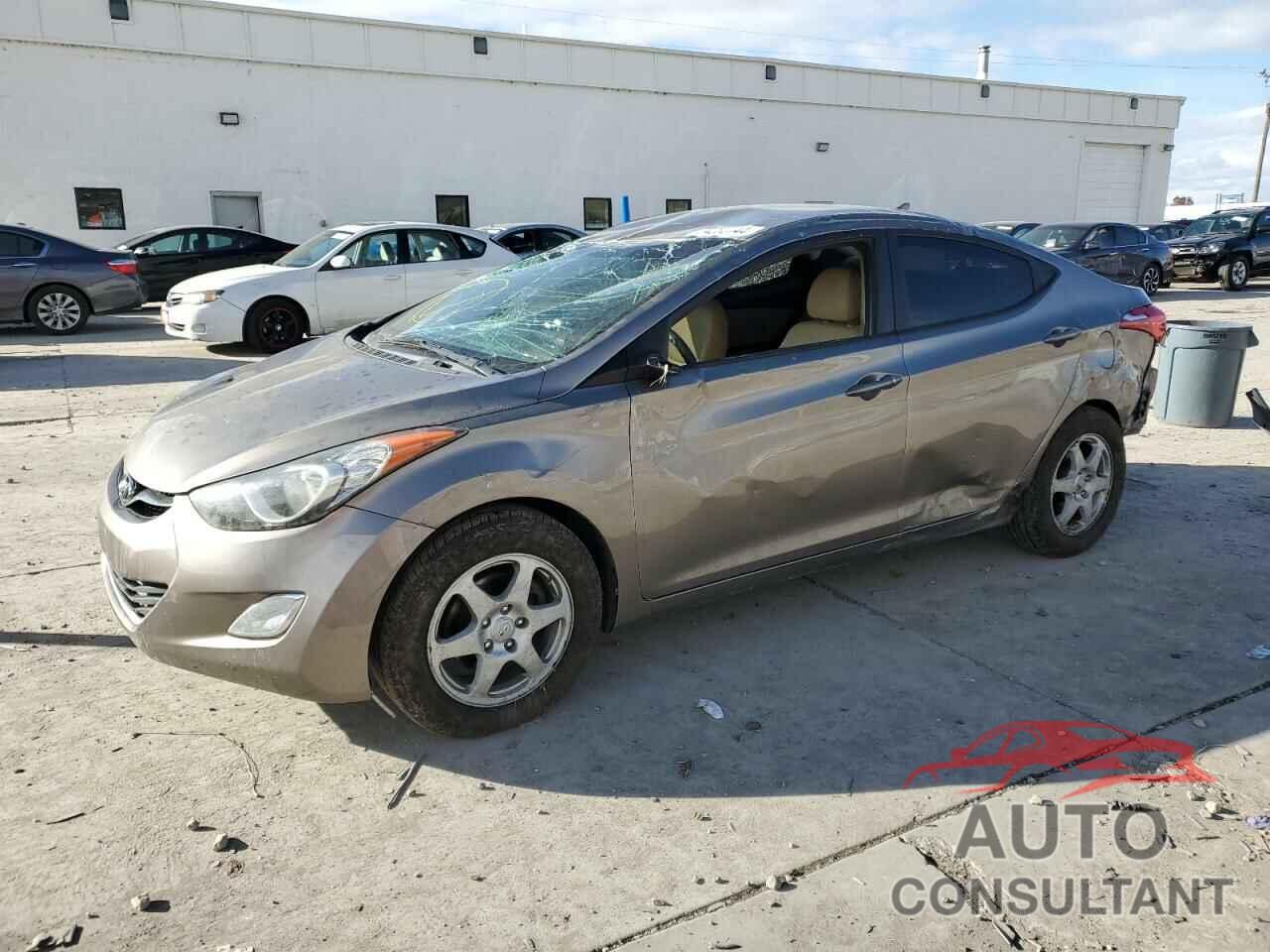 HYUNDAI ELANTRA 2012 - 5NPDH4AE9CH073077