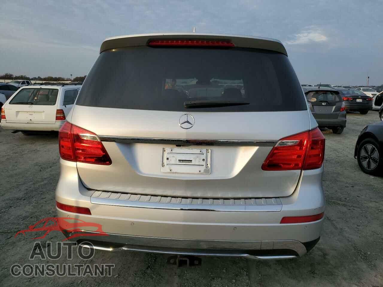 MERCEDES-BENZ GL-CLASS 2013 - 4JGDF2EE0DA218239