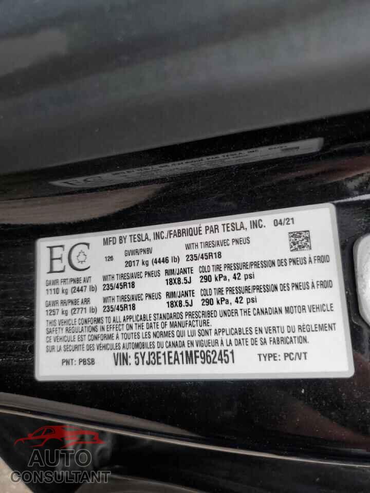 TESLA MODEL 3 2021 - 5YJ3E1EA1MF962451