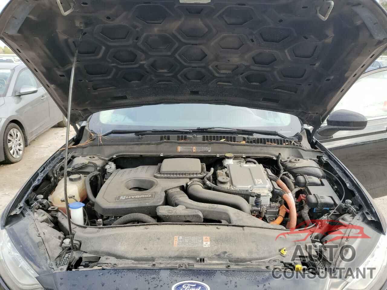 FORD FUSION 2019 - 3FA6P0LU2KR138846