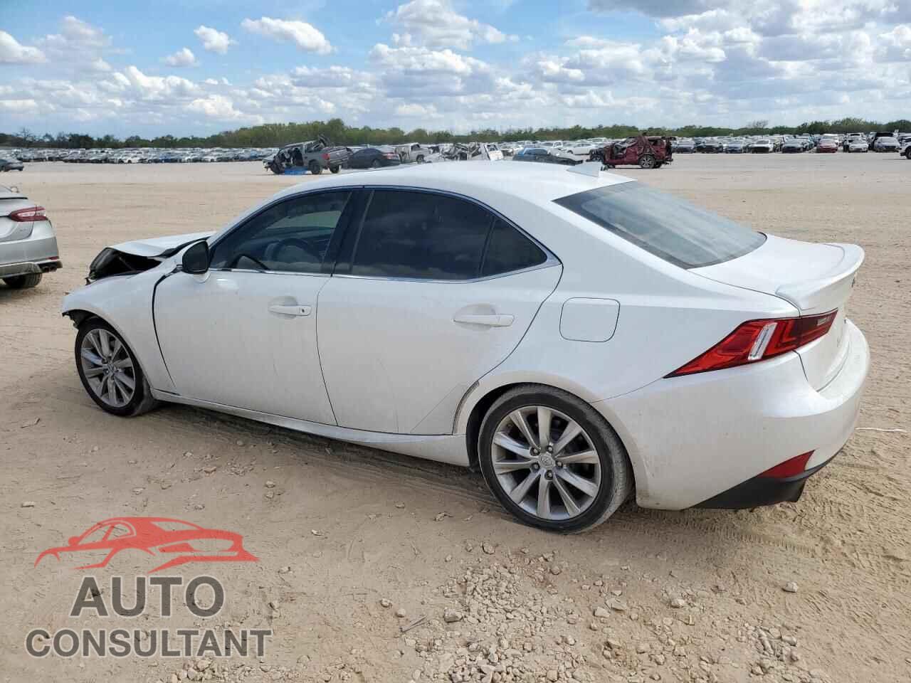 LEXUS IS 2015 - JTHBF1D22F5056573