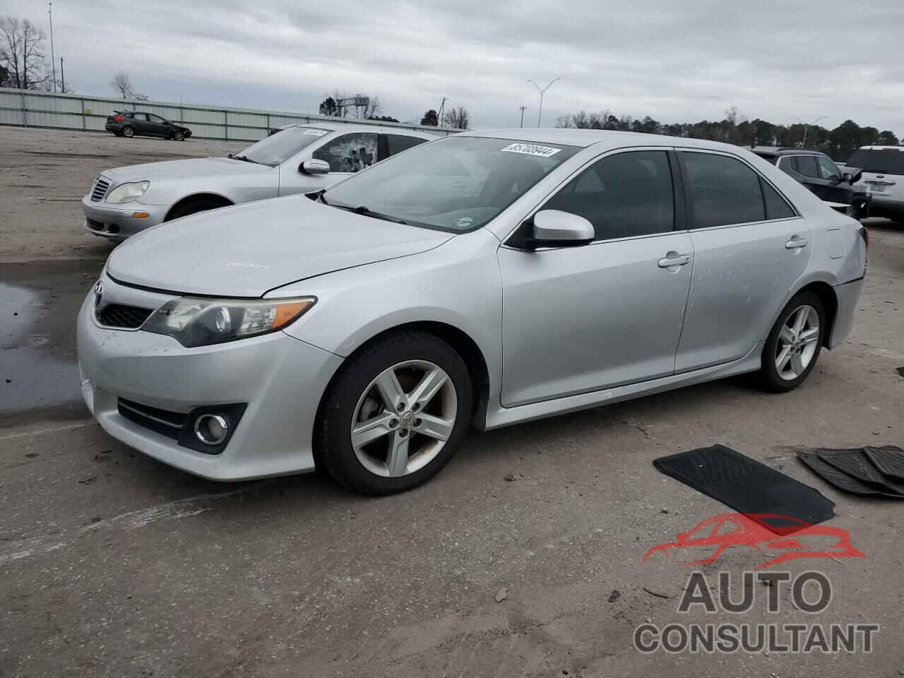 TOYOTA CAMRY 2013 - 4T1BF1FK4DU649753