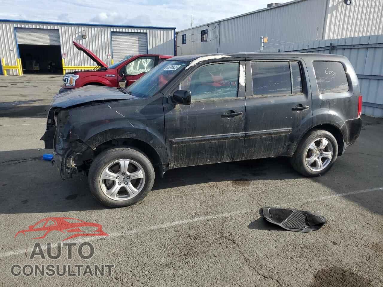 HONDA PILOT 2013 - 5FNYF3H48DB015671