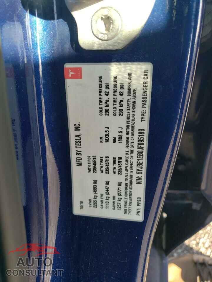 TESLA MODEL 3 2018 - 5YJ3E1EB0JF095189