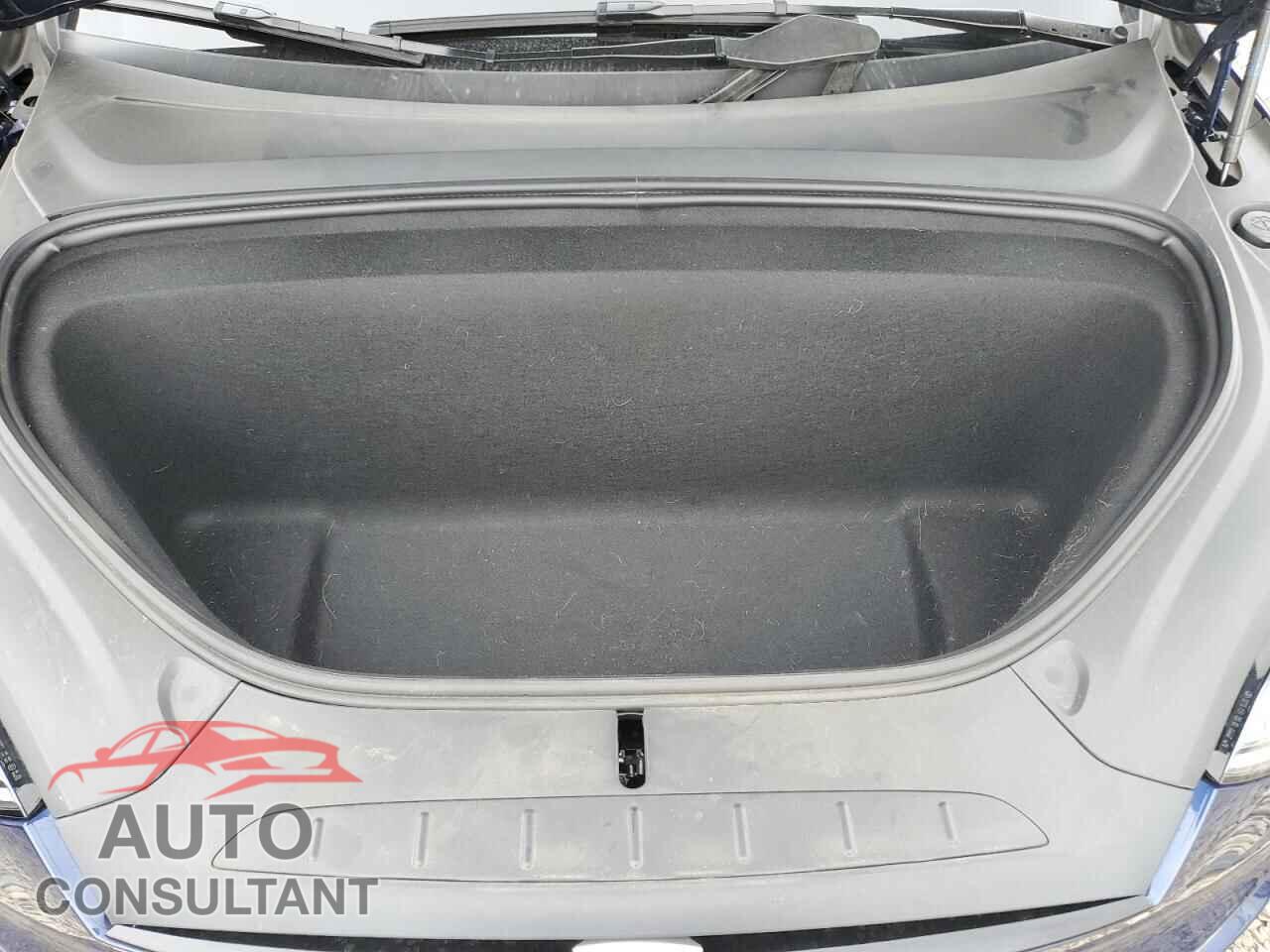 TESLA MODEL X 2023 - 7SAXCAE55PF415717