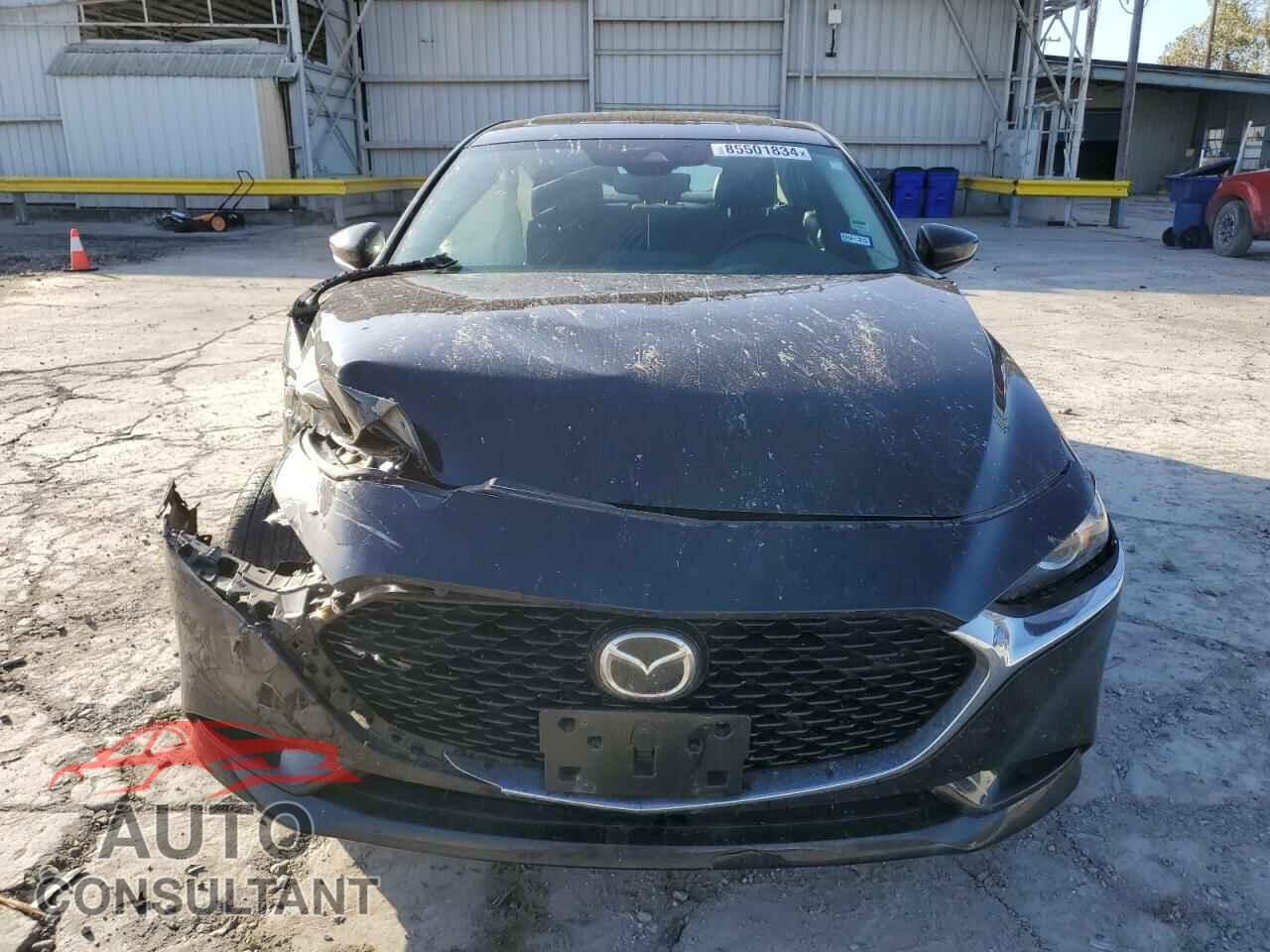 MAZDA 3 2023 - 3MZBPACM0PM367901