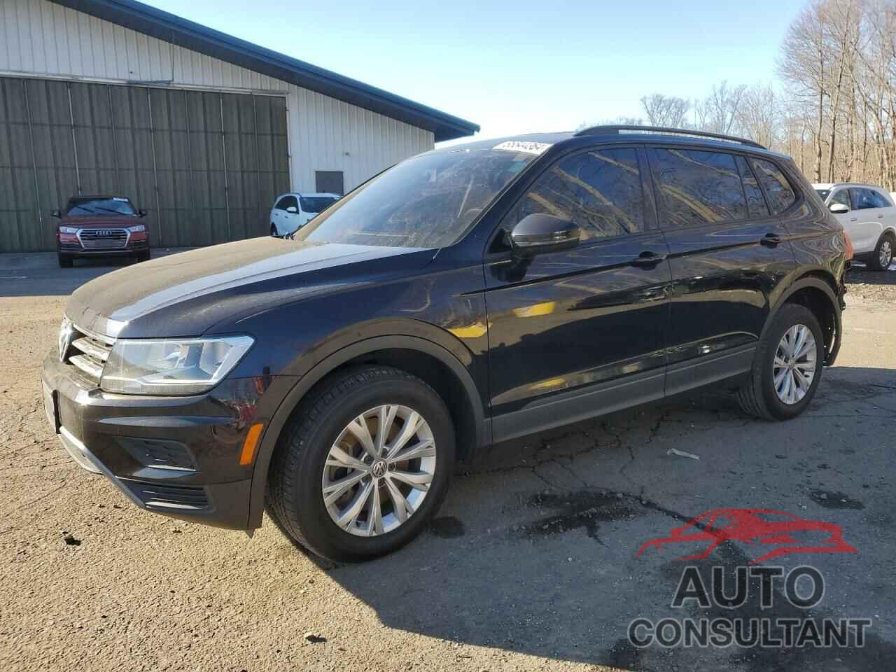 VOLKSWAGEN TIGUAN 2018 - 3VV1B7AX9JM141507