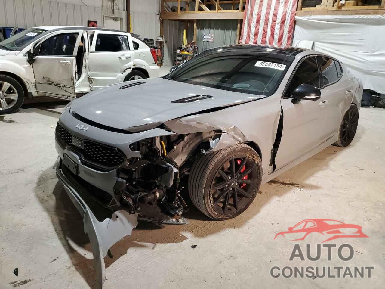 KIA STINGER 2023 - KNAE55LC4P6125453