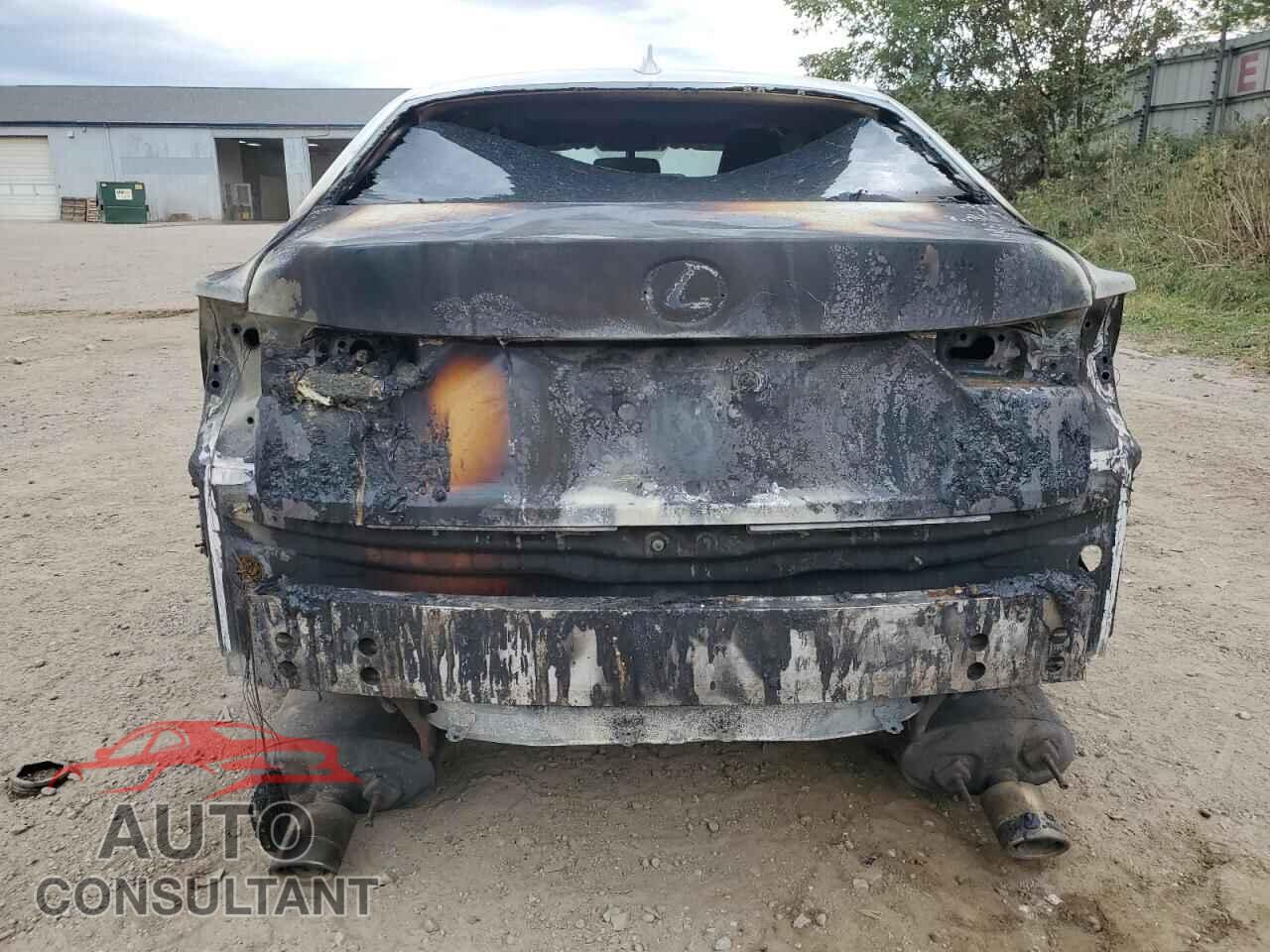 LEXUS IS 2014 - JTHBE1D26E5002596