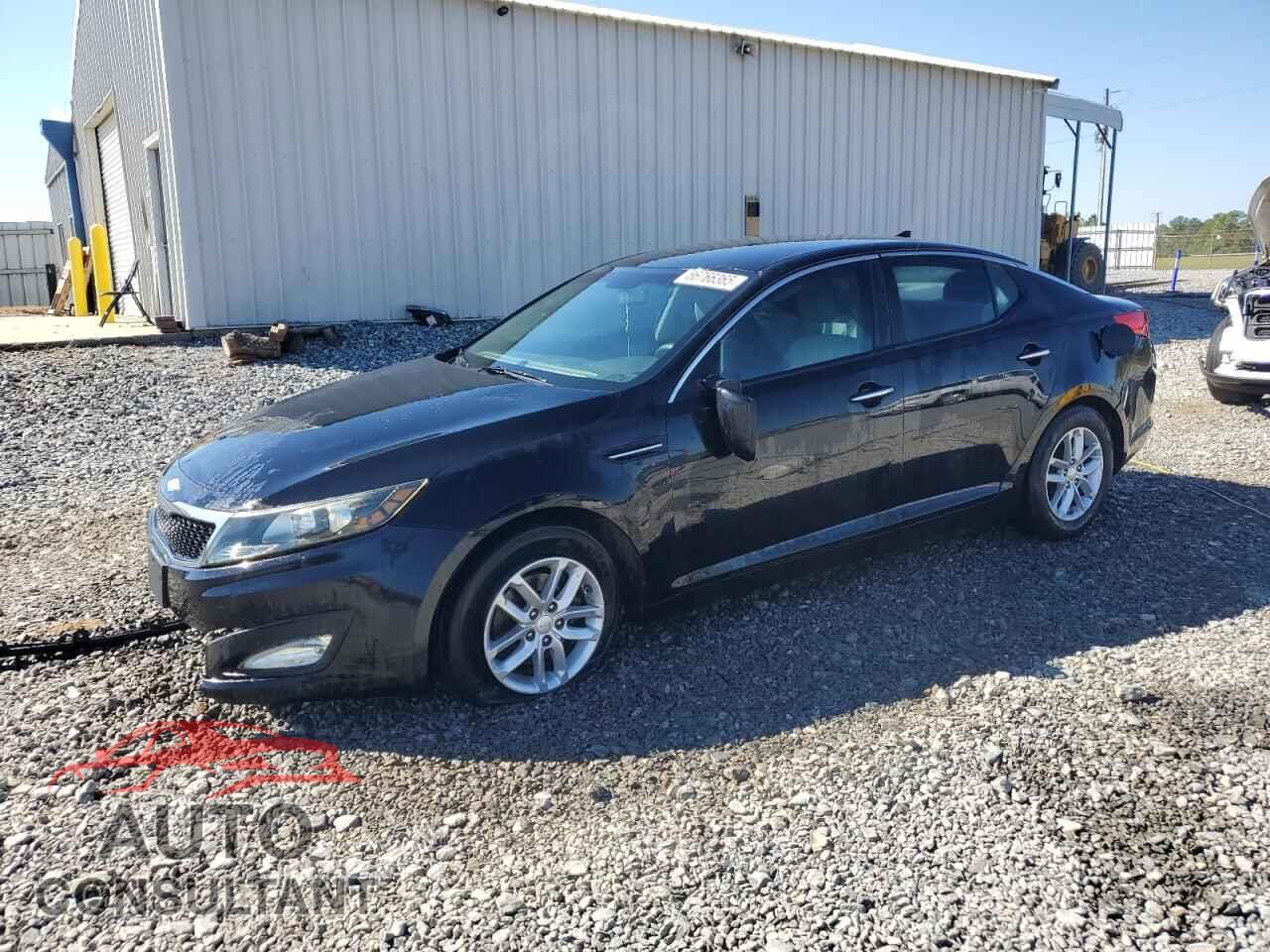KIA OPTIMA 2013 - 5XXGM4A71DG106578