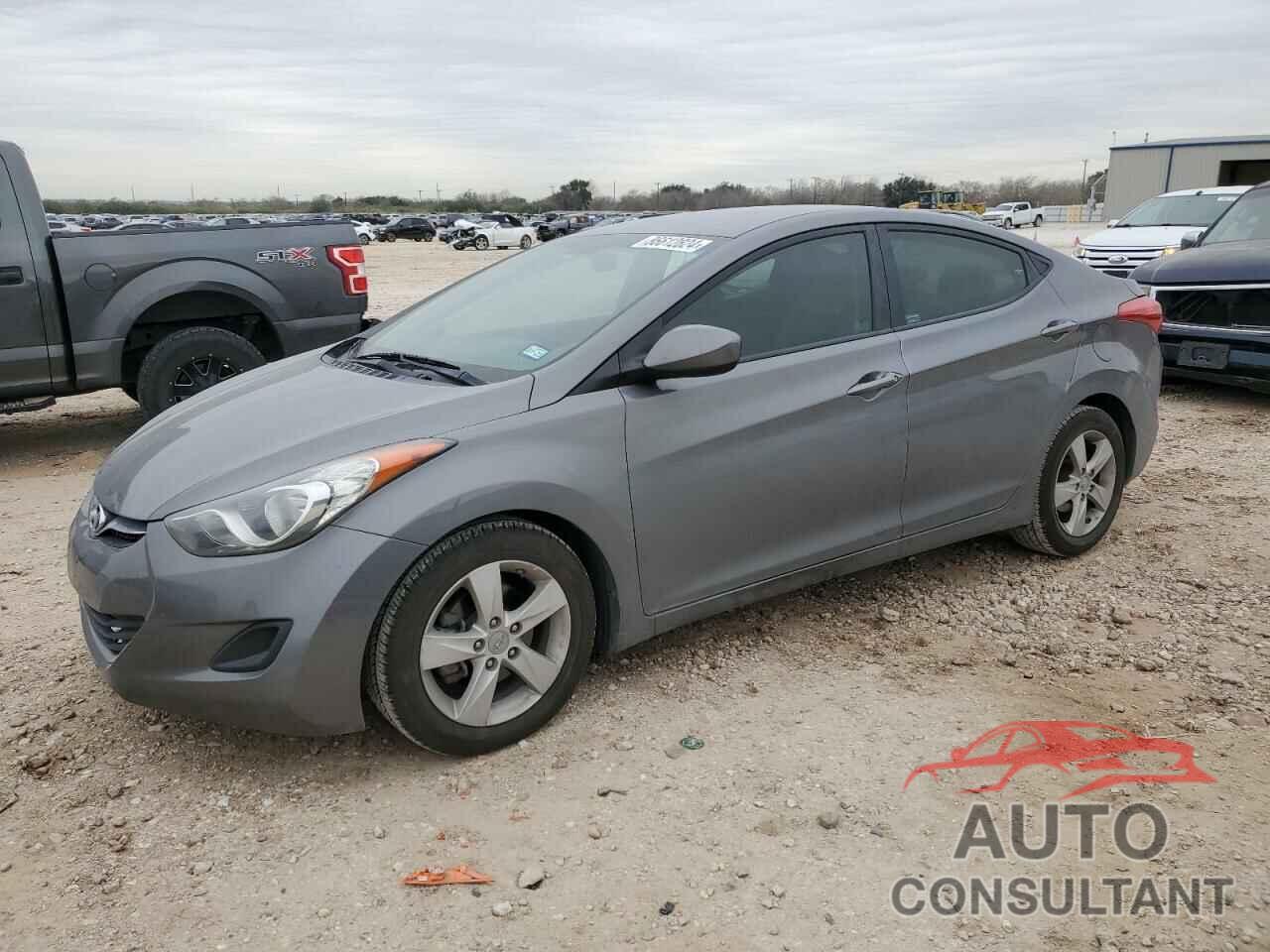 HYUNDAI ELANTRA 2013 - 5NPDH4AE8DH350111