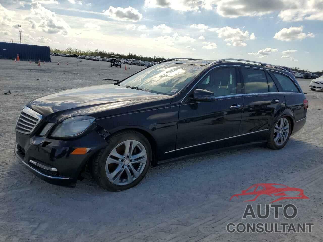 MERCEDES-BENZ E-CLASS 2011 - WDDHH8HBXBA276379