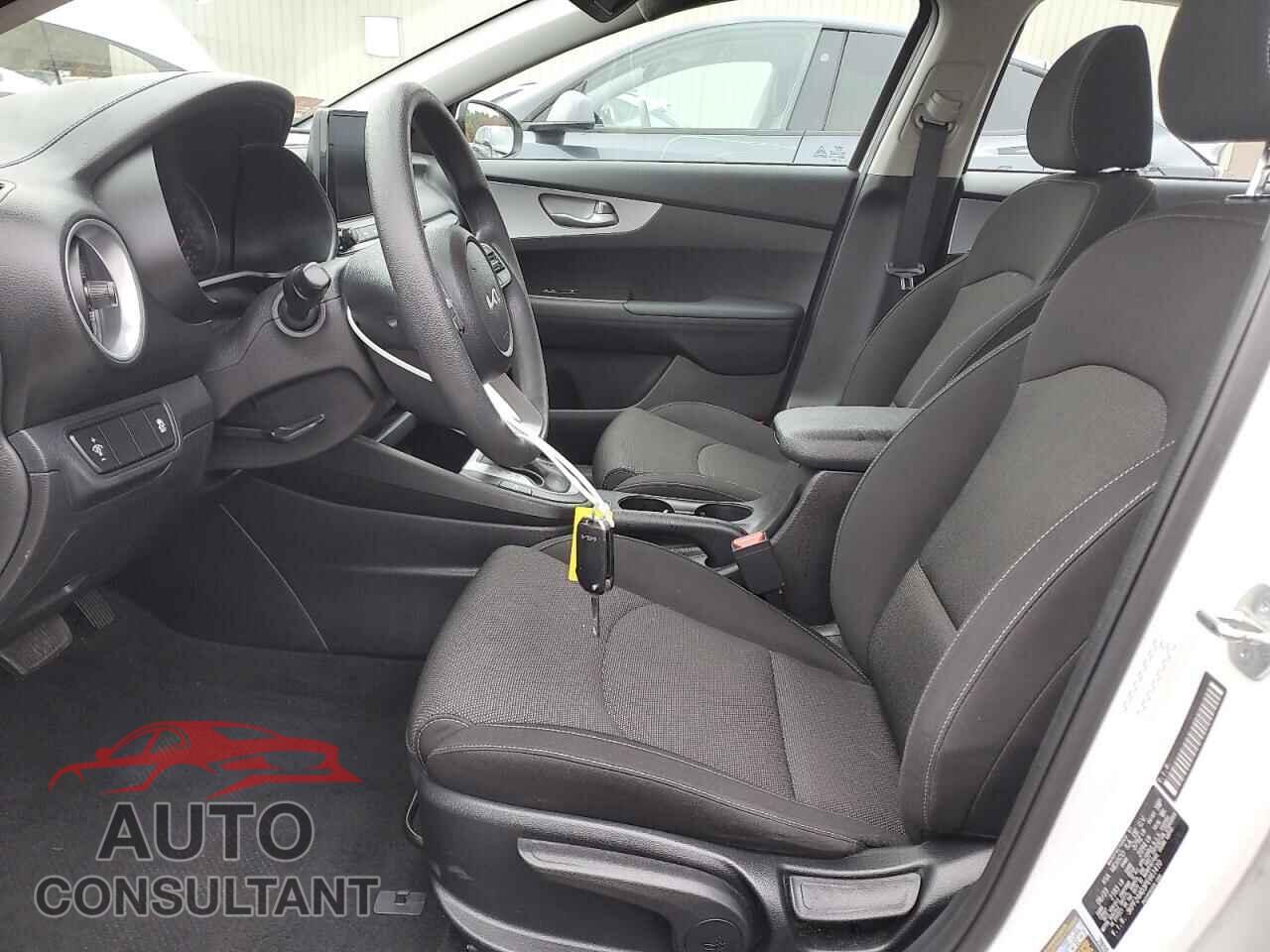 KIA FORTE 2023 - 3KPF24AD3PE661410