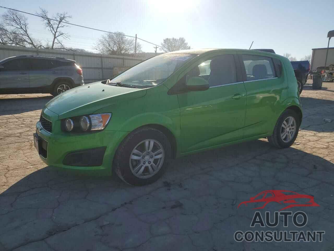 CHEVROLET SONIC 2016 - 1G1JC6SH3G4157454