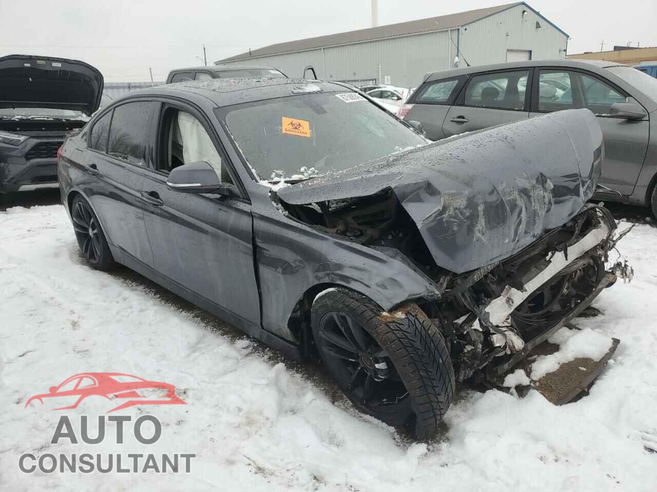 BMW 3 SERIES 2016 - WBA8E5G50GNU20810