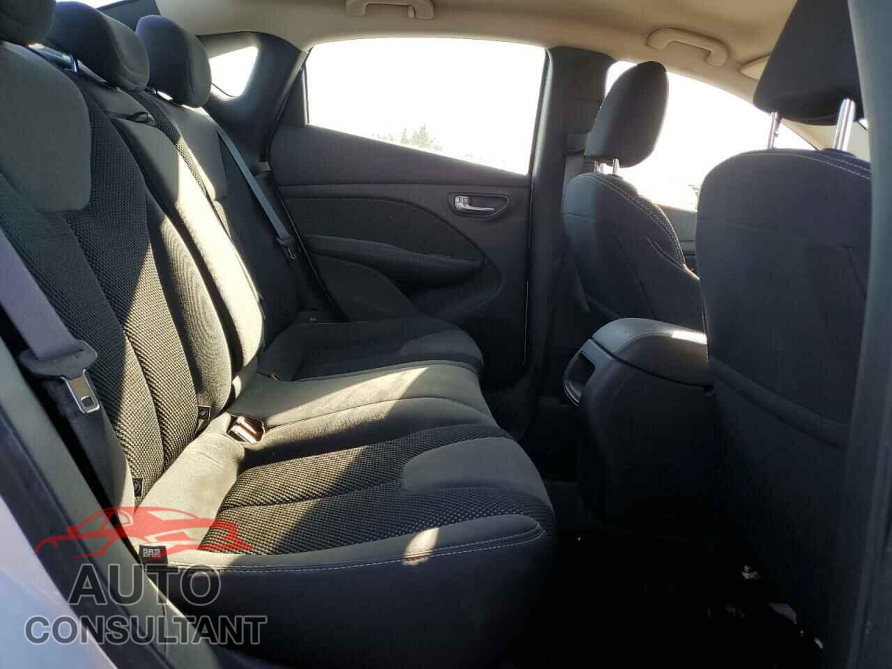DODGE DART 2015 - 1C3CDFBBXFD122891