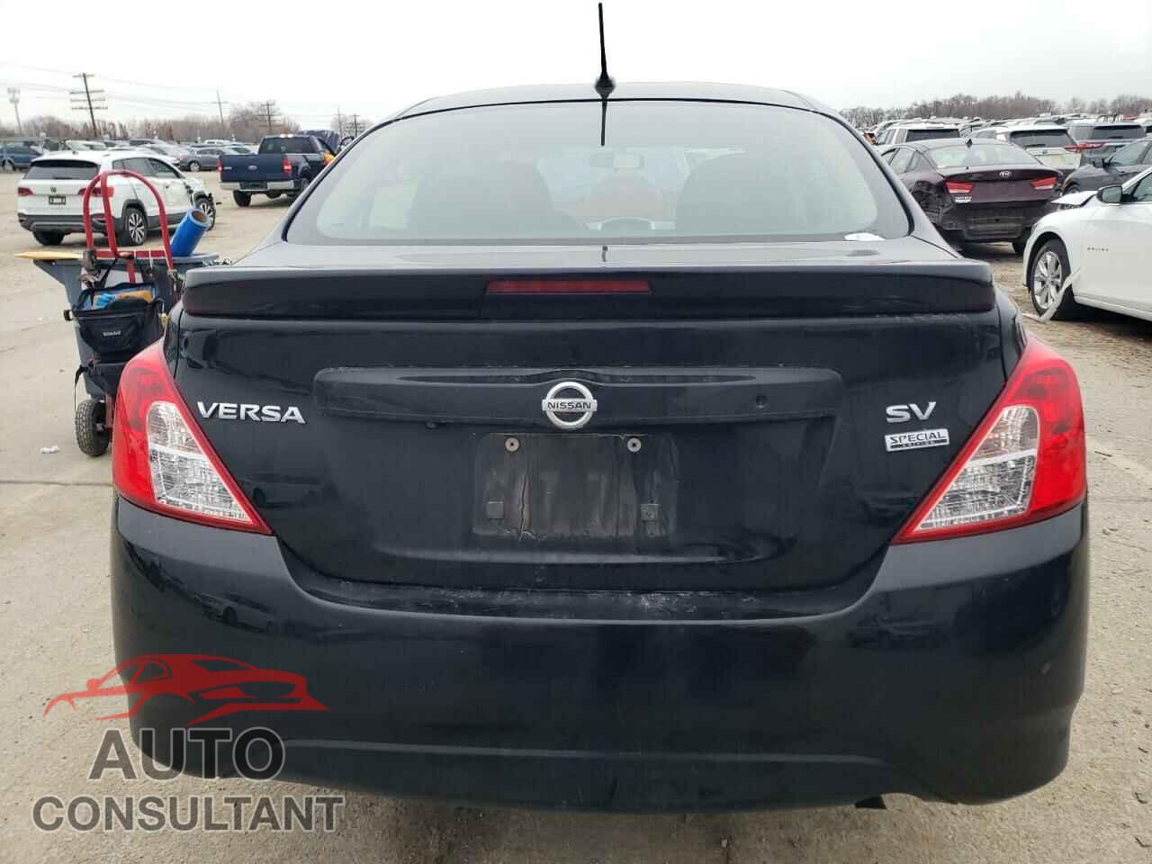 NISSAN VERSA 2019 - 3N1CN7AP3KL869476