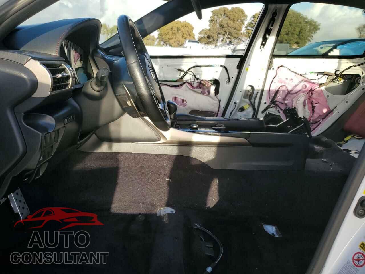 LEXUS IS 2014 - JTHBF1D22E5029601