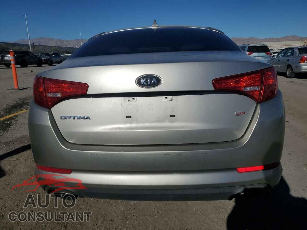 KIA OPTIMA 2011 - KNAGM4A79B5117536