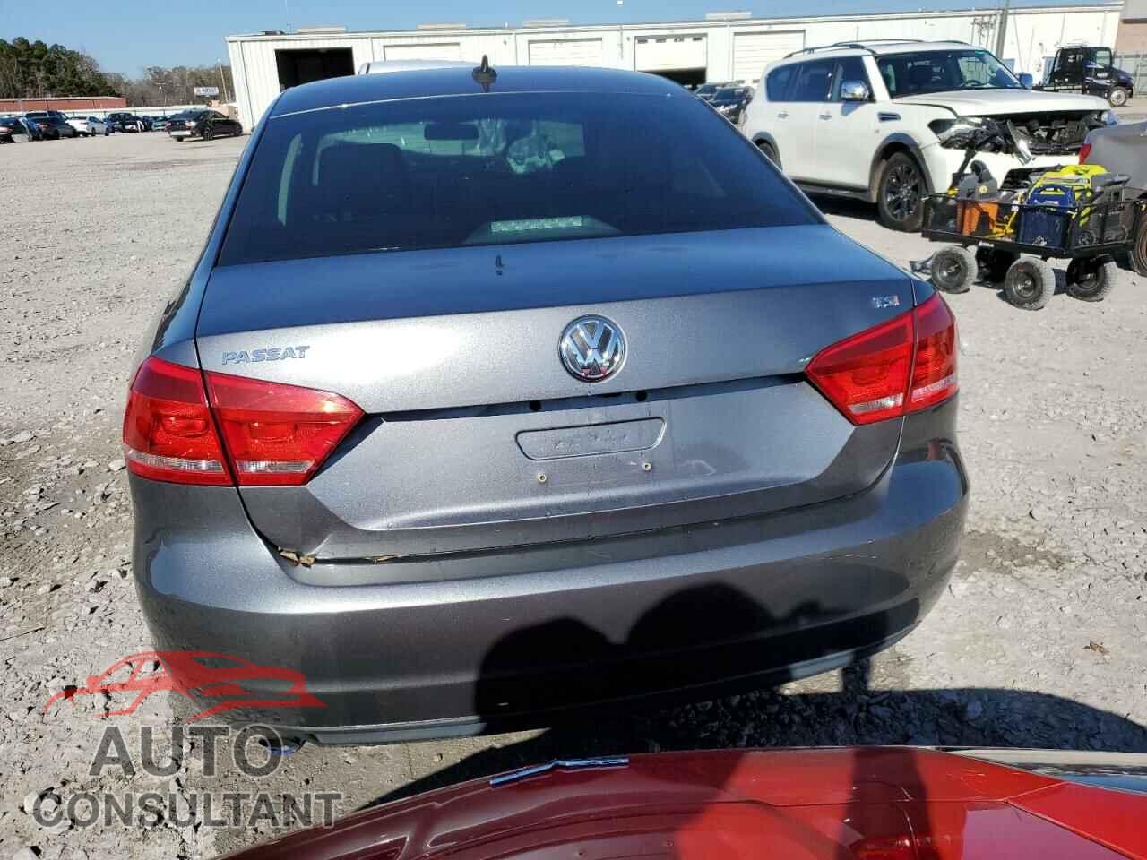 VOLKSWAGEN PASSAT 2015 - 1VWAT7A33FC118724