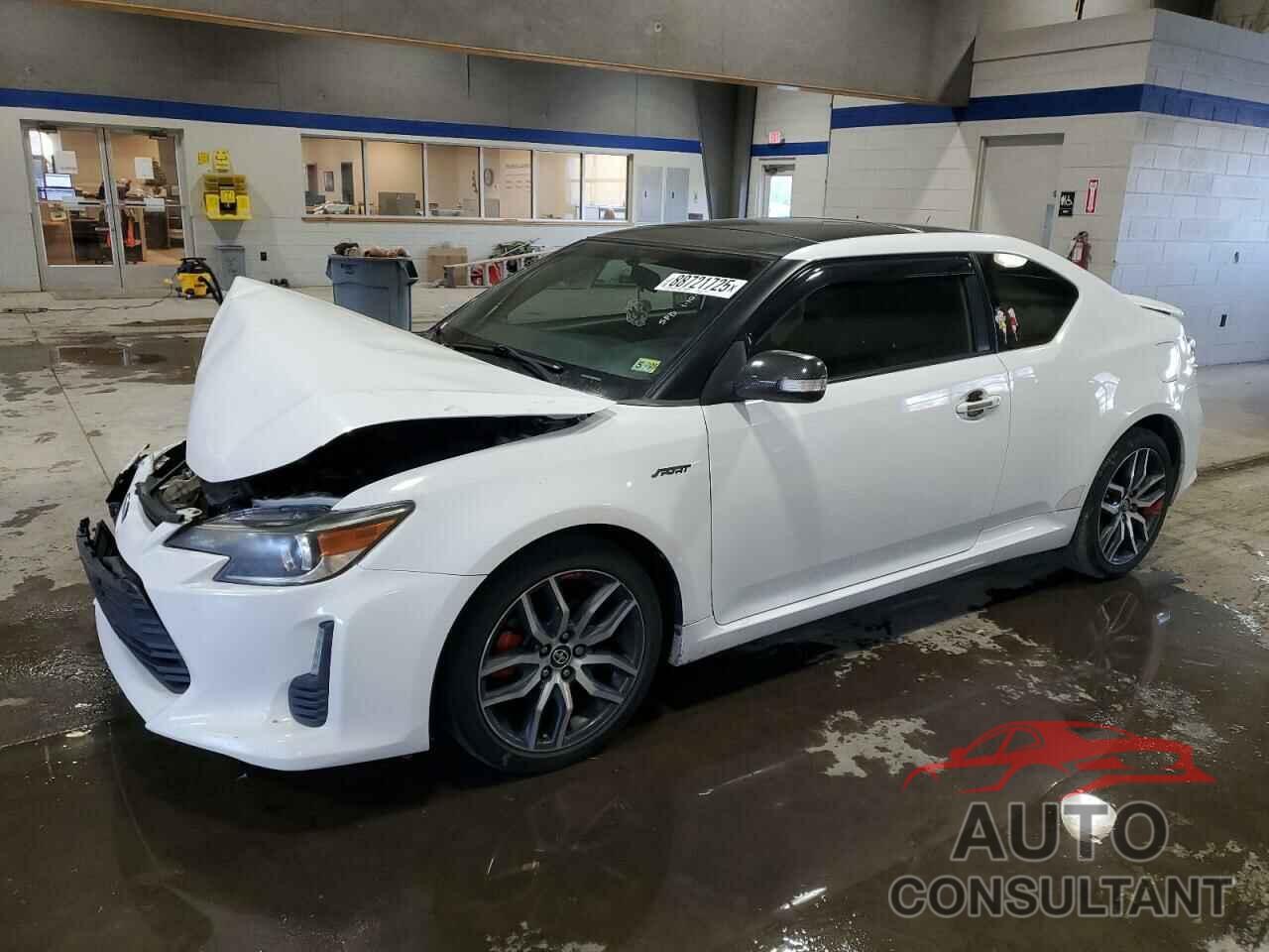 TOYOTA SCION 2014 - JTKJF5C72E3068582
