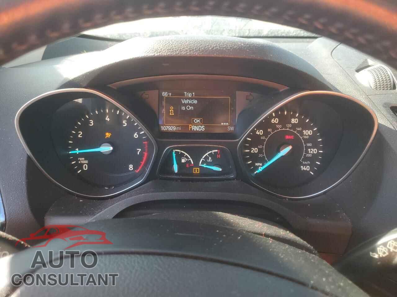 FORD ESCAPE 2018 - 1FMCU9J91JUD47278