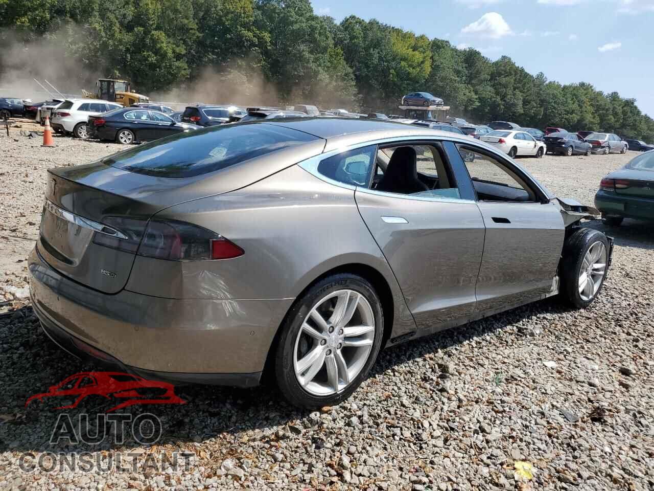 TESLA MODEL S 2015 - 5YJSA1E25FF102636