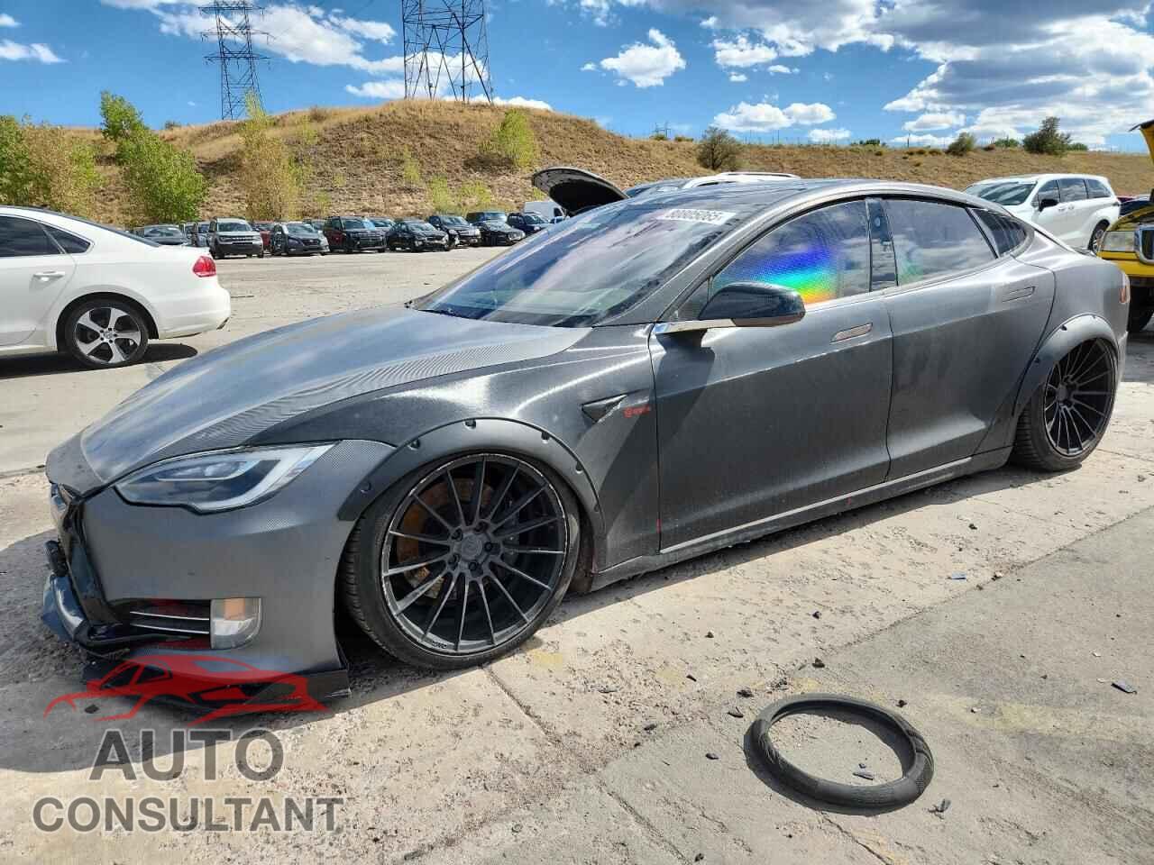 TESLA MODEL S 2017 - 5YJSA1E12HF233758