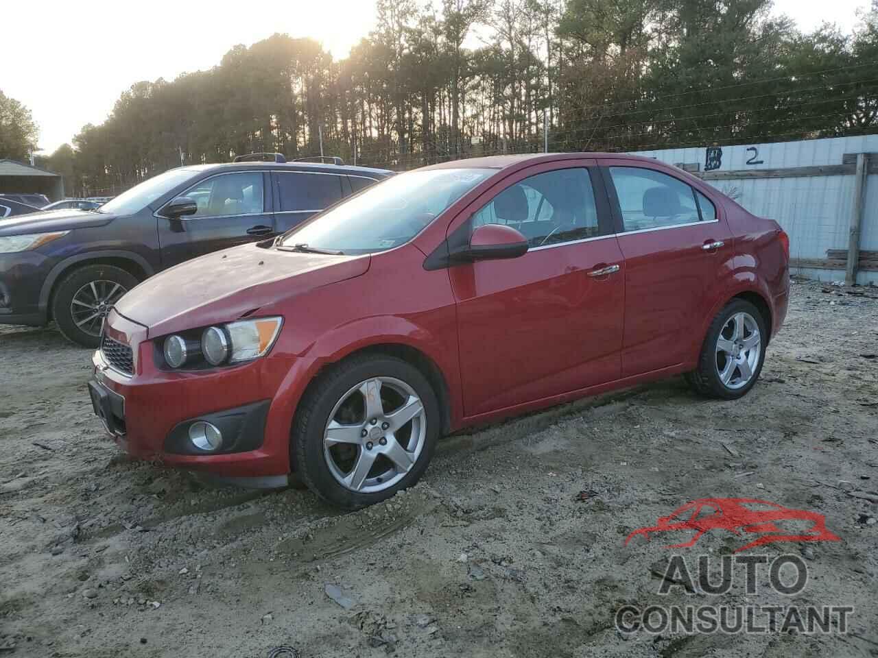 CHEVROLET SONIC 2012 - 1G1JE5SH6C4187790