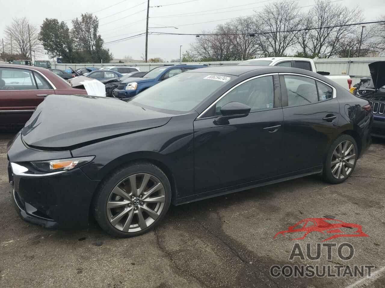 MAZDA 3 2019 - JM1BPBAM1K1115527
