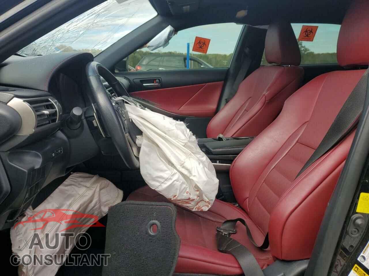 LEXUS IS 2015 - JTHBE1D23F5015971