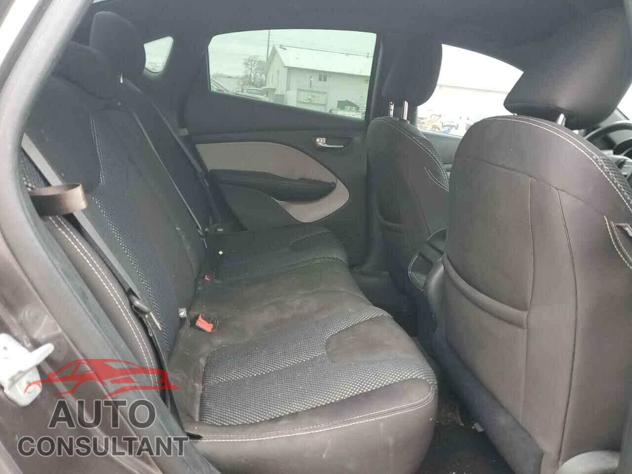 DODGE DART 2015 - 1C3CDFBB5FD267109