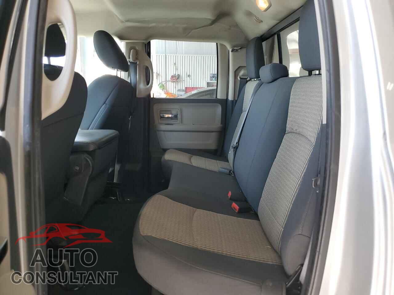 DODGE RAM 1500 2012 - 1C6RD7GP5CS245464