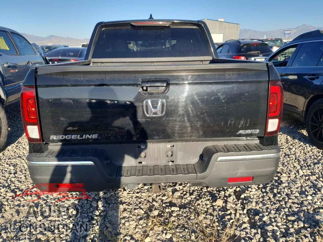 HONDA RIDGELINE 2017 - 5FPYK3F68HB019698
