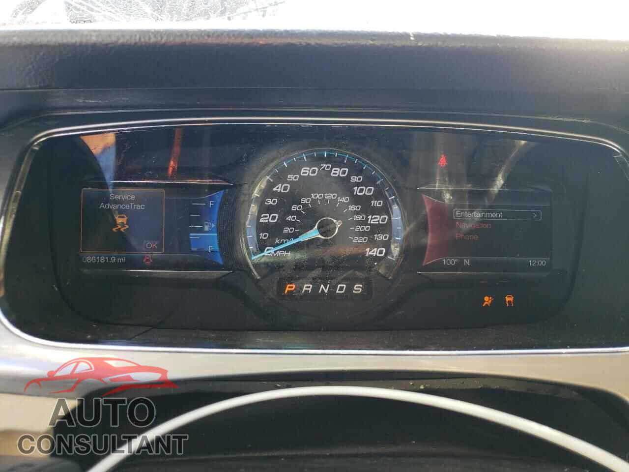 FORD TAURUS 2017 - 1FAHP2E85HG110236