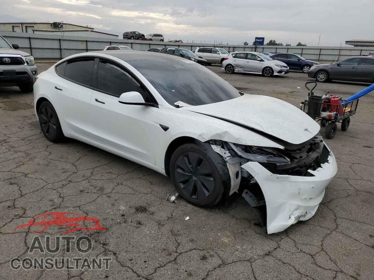 TESLA MODEL 3 2025 - 5YJ3E1EA7SF027576
