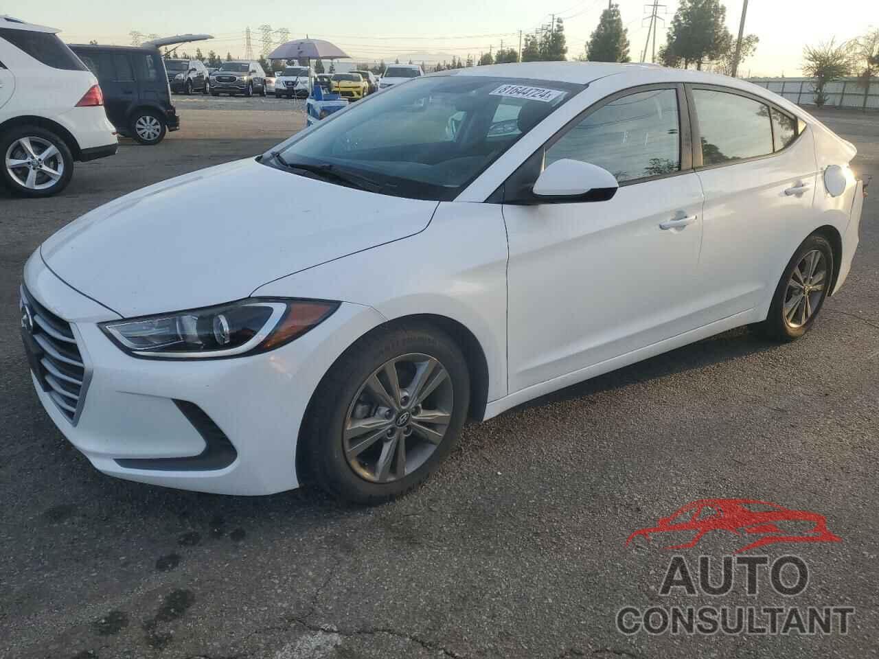 HYUNDAI ELANTRA 2018 - 5NPD84LF3JH387519