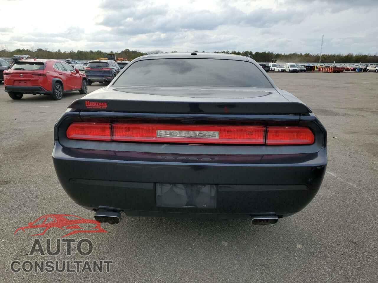 DODGE CHALLENGER 2012 - 2C3CDYAGXCH124888