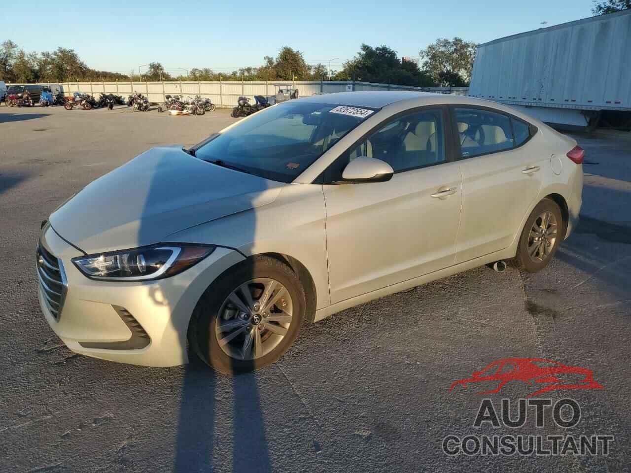 HYUNDAI ELANTRA 2018 - 5NPD84LF8JH262631